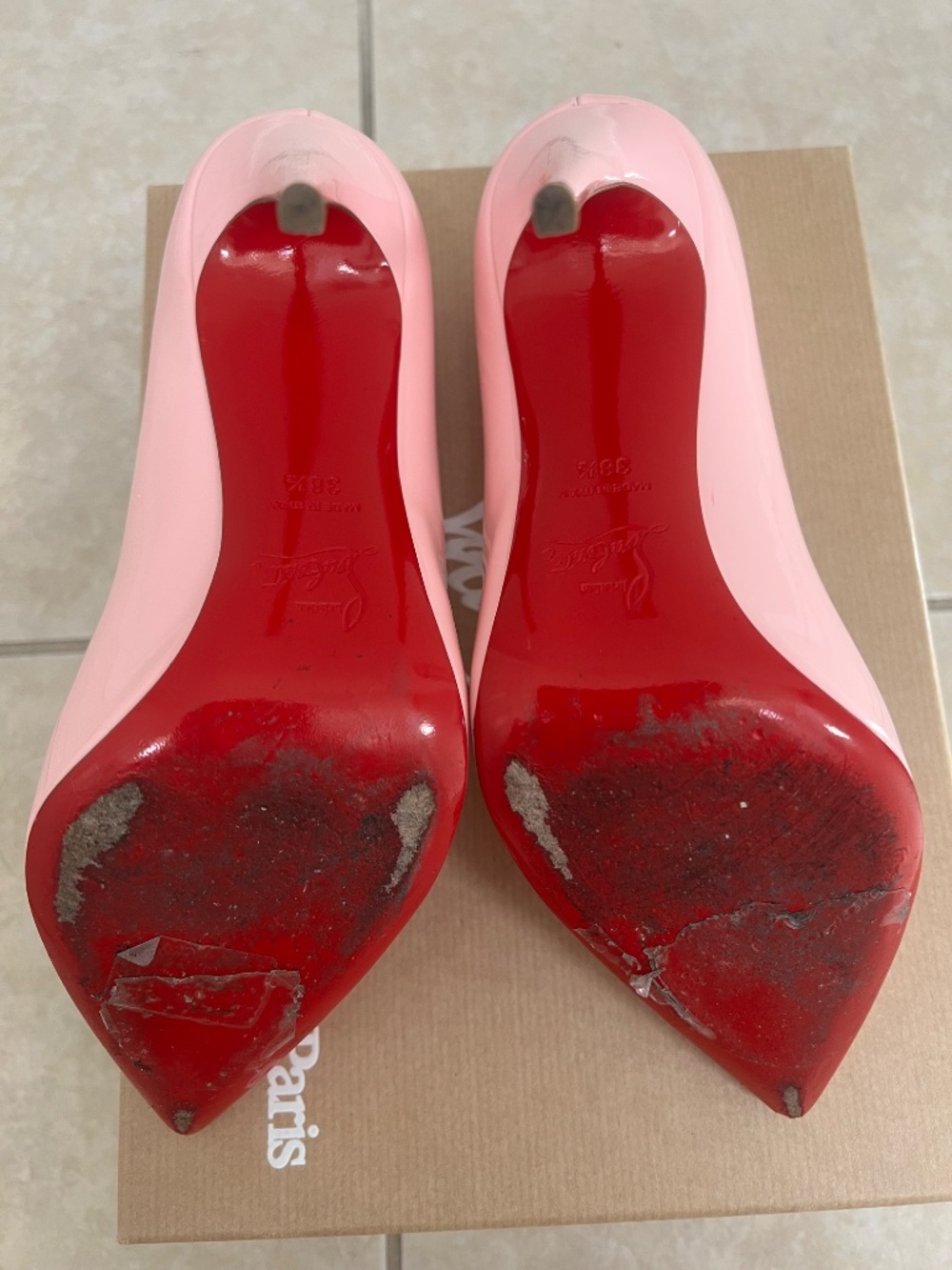 Christian Louboutin Women's hot chick Pink Scalloped Patent - Picture 4 of 5
